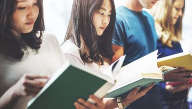 TOEICで求められる「速読力」を身につけるには「速読」ではなく「精読」が大切