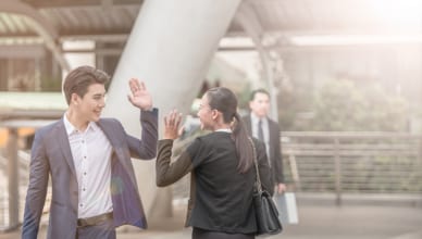 恋愛や会議などシーン別に紹介！人と別れるときに使う英語フレーズ