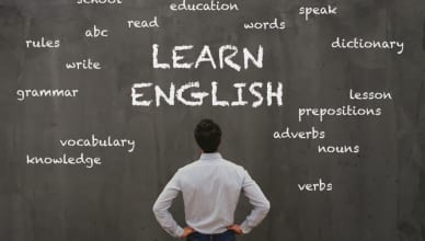英語は英語で学ぶ方がいいの？メリット・デメリットを解説します。