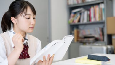 苦手な英語克服法はある？高校生の英語やり直し勉強法で着実に英語力を磨こう