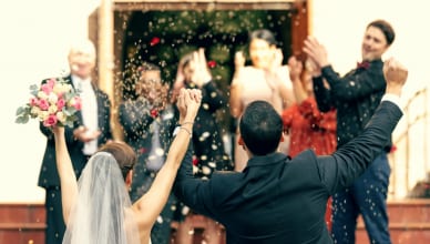 英語で「結婚する」ってなんて言う？marry, get married, be marriedの違いを解説！